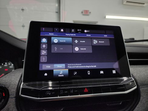 Used 2024 Jeep Compass Latitude image 45