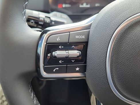 New 2026 Kia Carnival SX FWD image 27