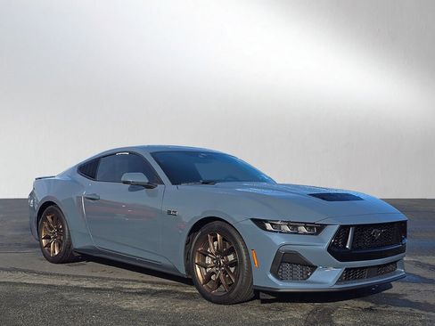 Used 2025 Ford Mustang GT Premium image 1