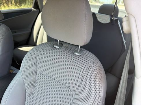 Used 2013 Hyundai Sonata GLS FWD image 10