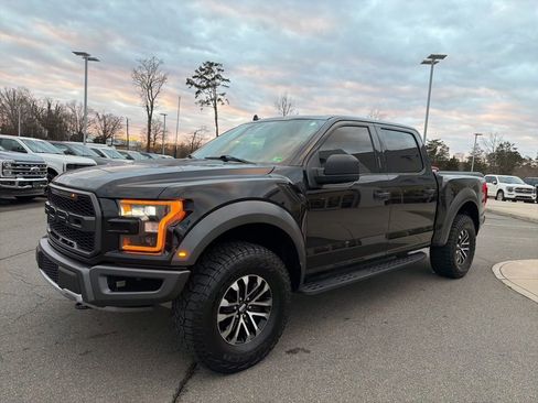 Used 2019 Ford F150 Raptor w/ Equipment Group 801A Mid image 7
