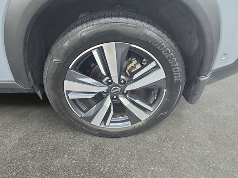 Used 2023 Nissan Rogue SL w/ SL Premium Package AWD/4WD image 32