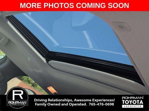 Used 2026 Toyota Sienna XLE FWD image 12