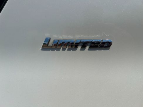 Used 2015 Toyota 4Runner Limited RWD image 5