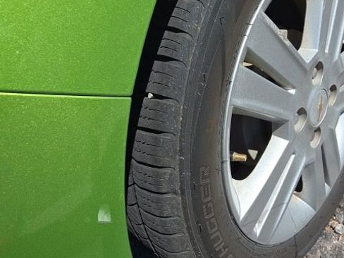 Used 2014 Chevrolet Spark LT image 16