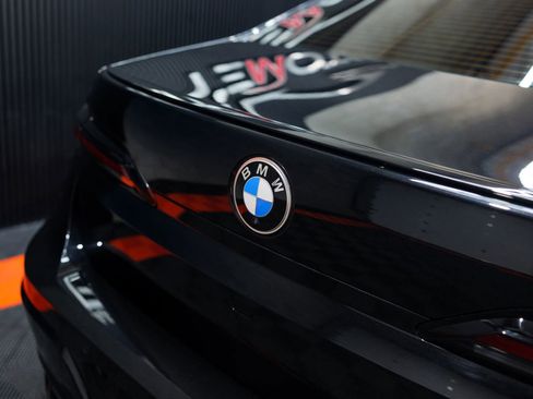 Used 2023 BMW 740i w/ Parking Assistance Package image 19