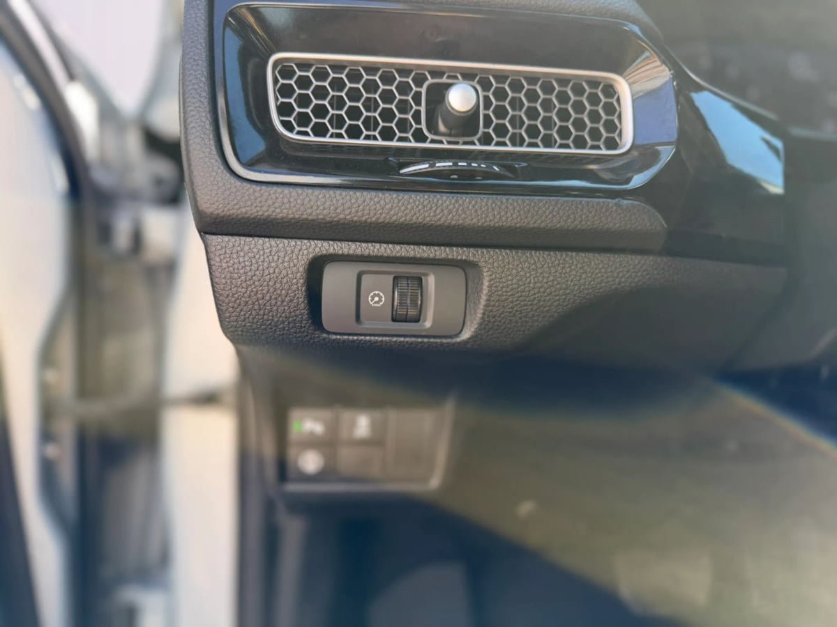 Used 2022 Honda Civic Touring image 33