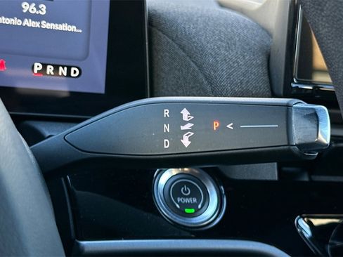 Certified 2024 Honda Prologue EX image 25