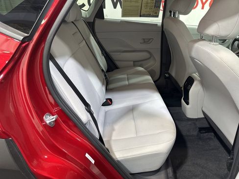 Used 2025 Hyundai Kona SEL image 15