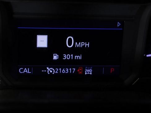 Used 2020 GMC Sierra 3500 SLT w/ SLT Convenience Package image 11