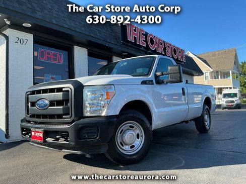Used 2015 Ford F250 XL w/ Camper Package RWD image 1
