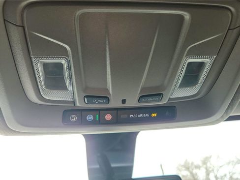 Used 2023 GMC Sierra 2500 SLE w/ SLE Convenience Package image 32