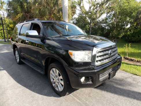 Used 2011 Toyota Sequoia Platinum AWD/4WD image 1