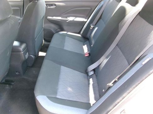 Used 2025 Nissan Versa SV FWD image 10