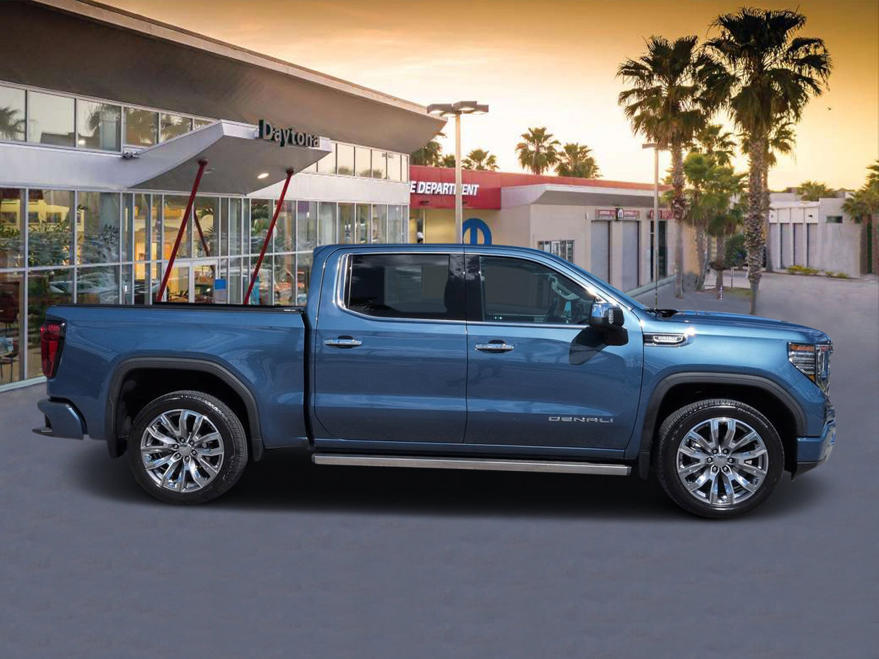 Used 2024 GMC Sierra 1500 Denali AWD/4WD image 2