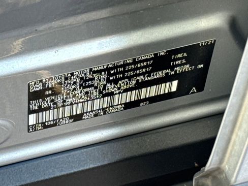 Used 2021 Toyota RAV4 XLE image 45