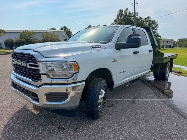 Used 2024 RAM 3500 SLT w/ Quick Order Package 2YG SLT AWD/4WD image 7