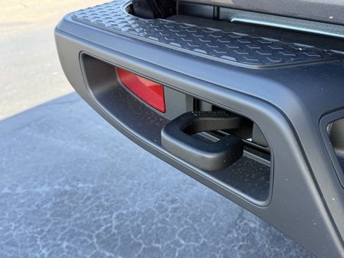 New 2025 Jeep Gladiator Sport w/ Premium Package image 11