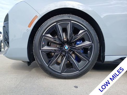 Used 2026 BMW 740i xDrive image 5