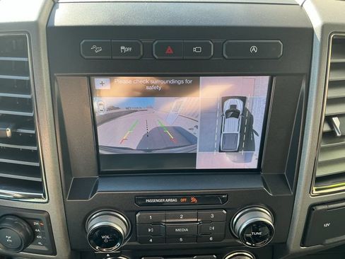 Used 2018 Ford F150 Raptor w/ Equipment Group 802A Luxury AWD/4WD image 24