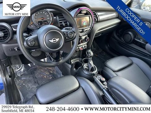 Used 2017 MINI Cooper S image 16