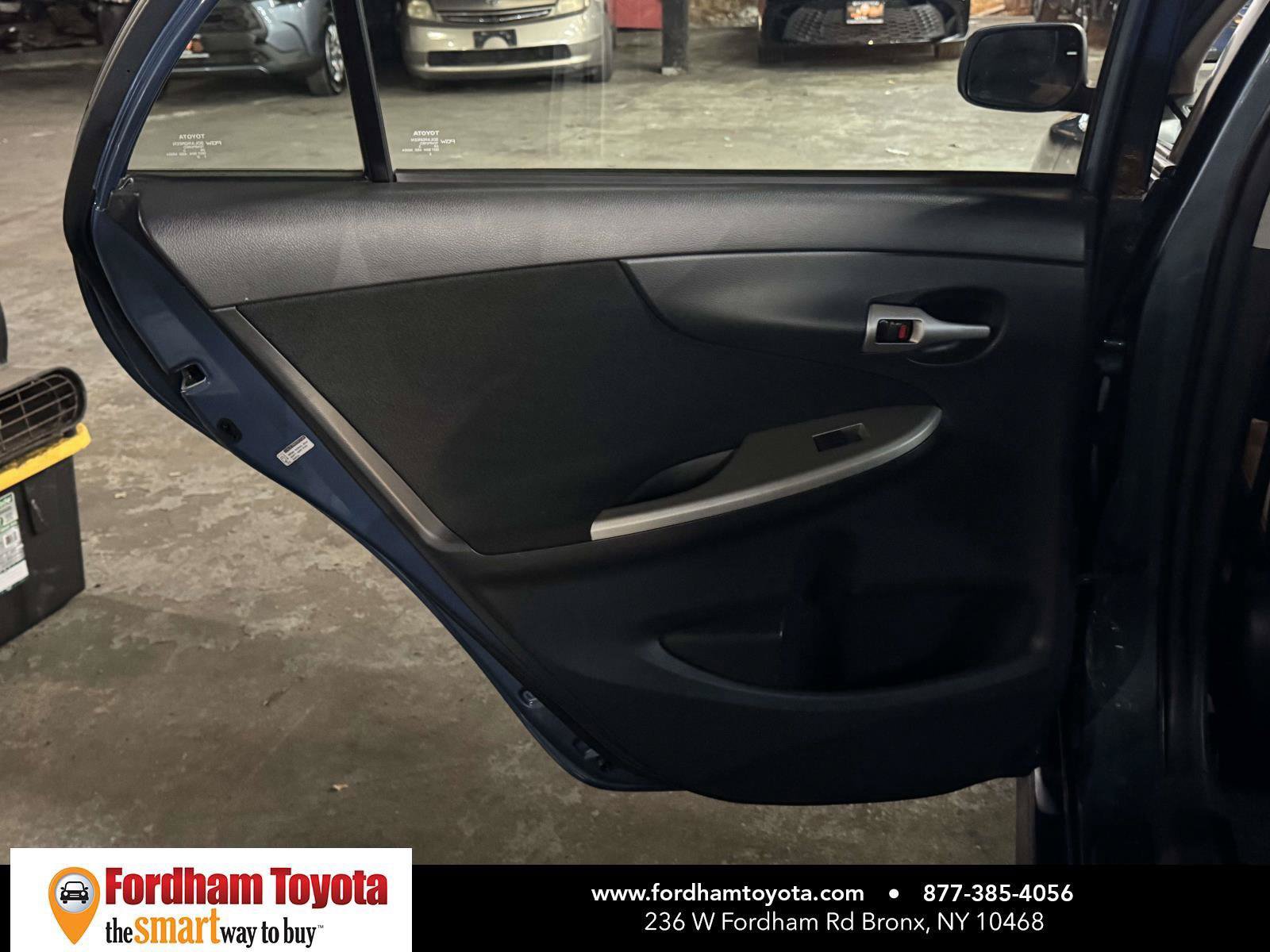 Used 2013 Toyota Corolla S w/ Premium Pkg FWD image 11