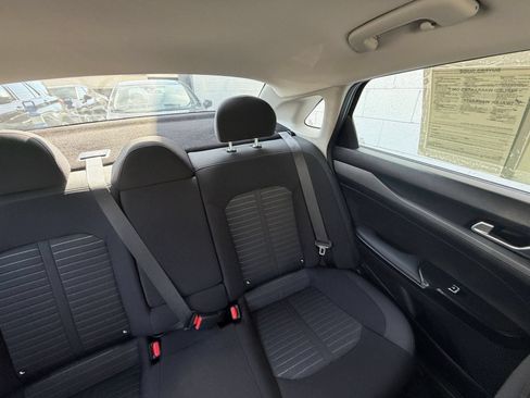 Used 2025 Kia K5 LXS FWD image 36