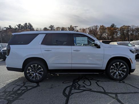 New 2026 Chevrolet Tahoe High Country w/ Sun And Tow Package image 10