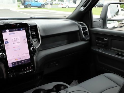 New 2025 RAM 2500 Tradesman image 28