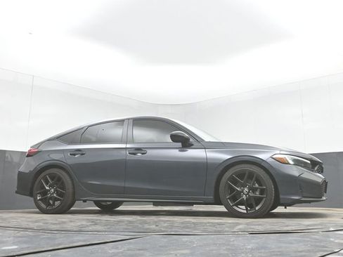 Used 2025 Honda Civic Sport image 34