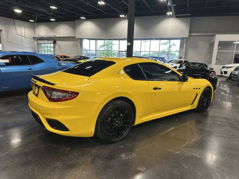 Used 2018 Maserati GranTurismo MC RWD image 2
