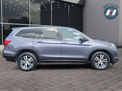 Used 2017 Honda Pilot EX image 6