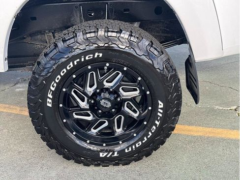 Used 2005 Toyota Tundra Limited image 17