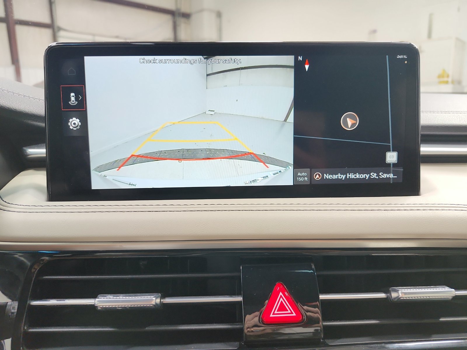 Used 2025 Genesis G70 2.5T RWD image 16