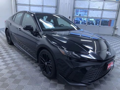 Certified 2025 Toyota Camry SE image 35