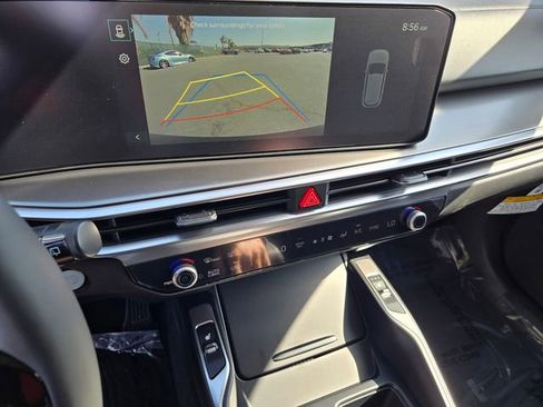 New 2026 Kia Sorento EX FWD image 10