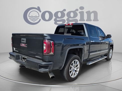 Used 2018 GMC Sierra 1500 Denali RWD image 5