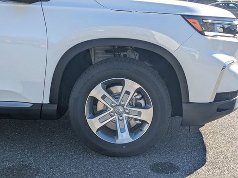 New 2025 Honda Pilot EX-L image 10