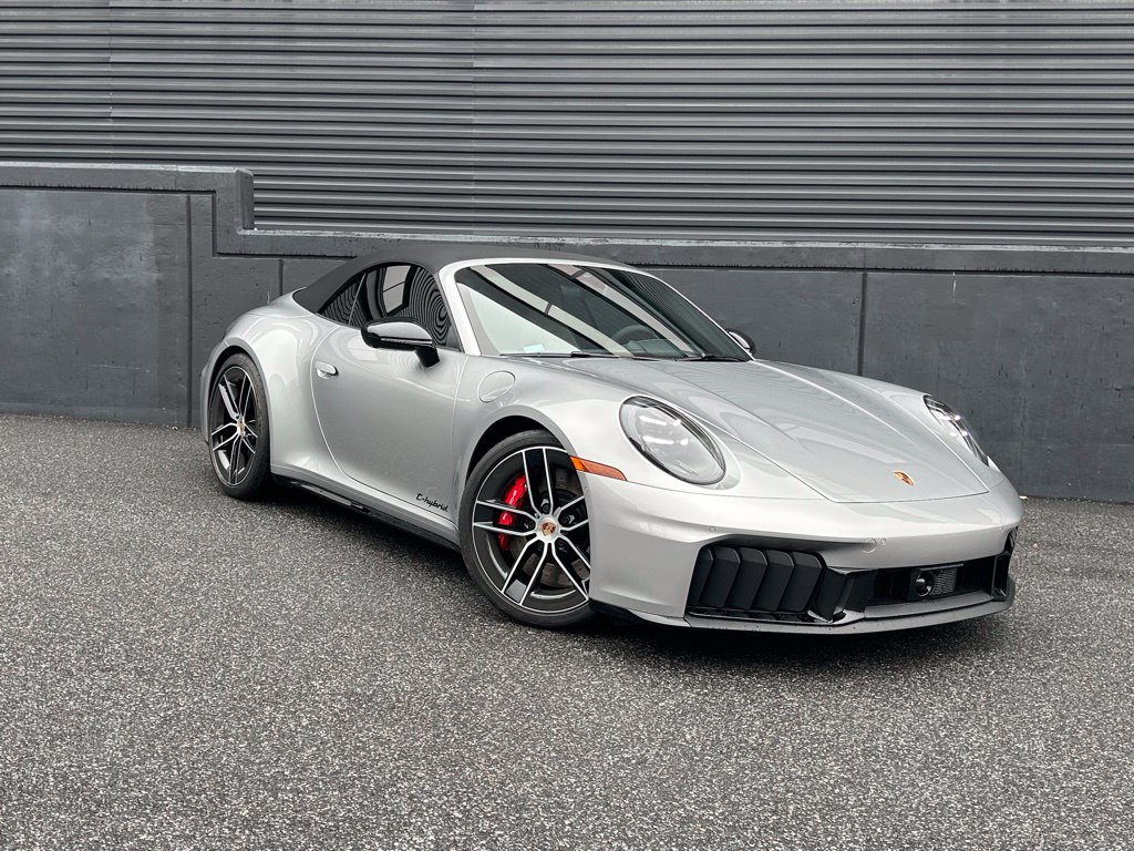 Certified 2026 Porsche 911 Carrera GTS RWD image 12