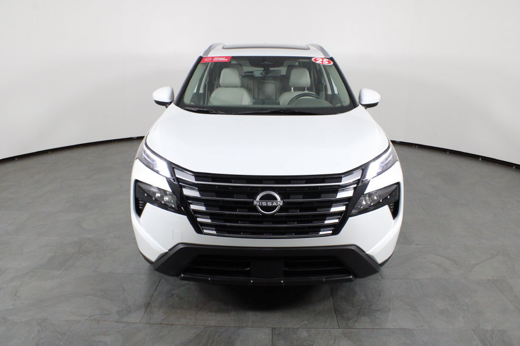 Certified 2025 Nissan Rogue SV w/ SV Premium Package FWD image 13