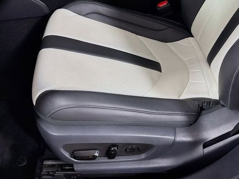 Used 2024 Lexus ES 350 F Sport w/ Accessory Package (Z2) FWD image 23