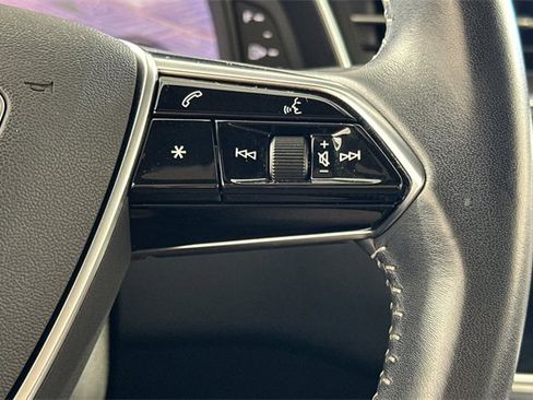 Used 2020 Audi A6 2.0T Premium Plus w/ Premium Plus Package image 28