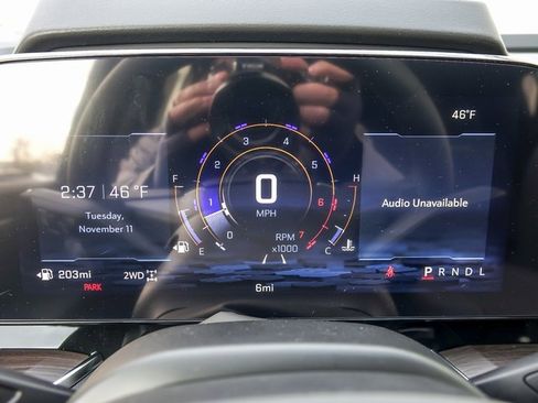 New 2026 Chevrolet Suburban Premier image 25