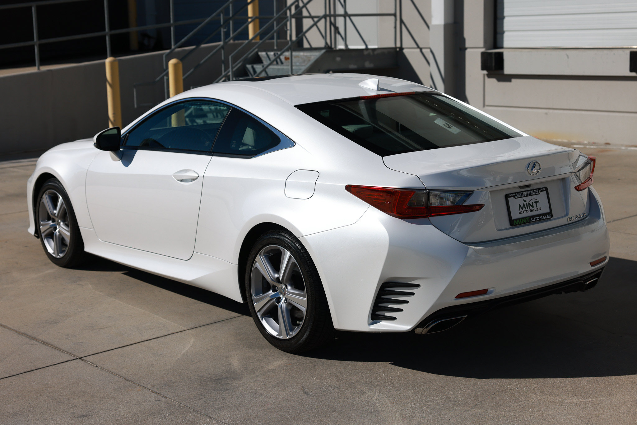 Used 2016 Lexus RC 200t w/ Accessory Package 2 RWD image 8