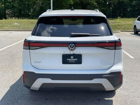 New 2026 Volkswagen Tiguan S FWD image 5