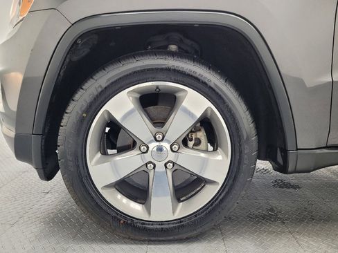 Used 2016 Jeep Grand Cherokee Limited AWD/4WD image 31