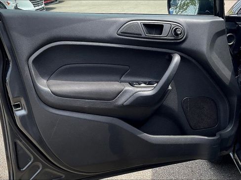 Used 2019 Ford Fiesta SE image 22