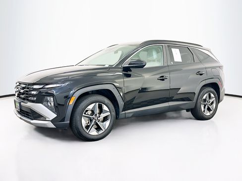 Used 2025 Hyundai Tucson SEL AWD/4WD image 3