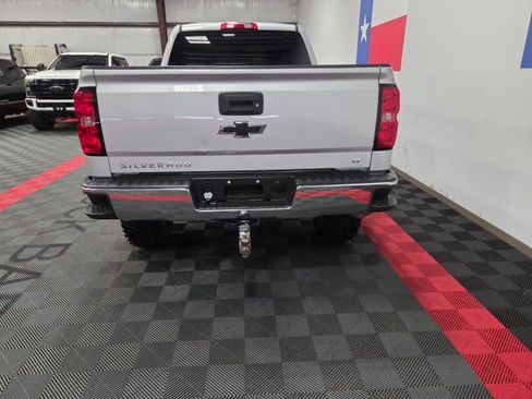 Used 2018 Chevrolet Silverado 1500 LT w/ Texas Edition RWD image 12