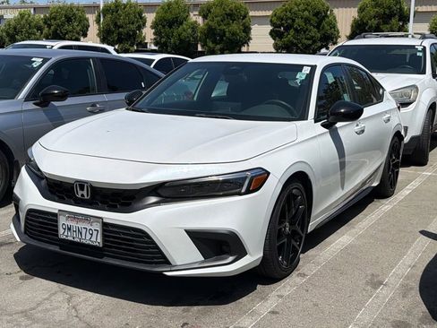 Certified 2024 Honda Civic Sport image 2